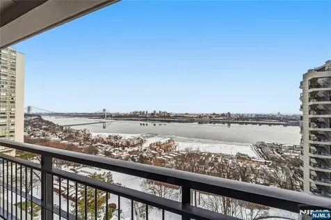 2 Horizon Road Fort Lee NJ 07024