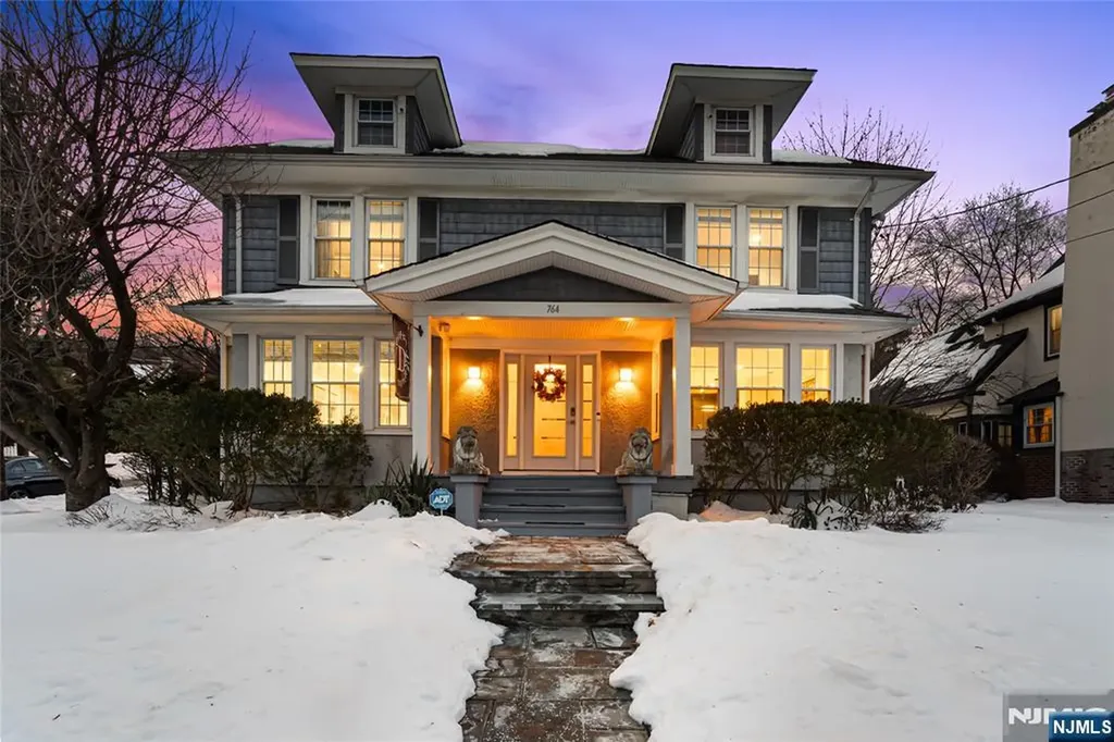764 Goffle Road Hawthorne NJ 07506