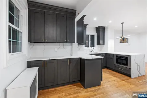 764 Goffle Road Hawthorne NJ 07506