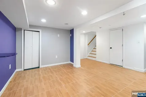 764 Goffle Road Hawthorne NJ 07506