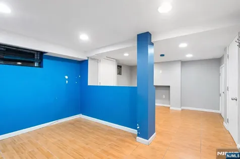 764 Goffle Road Hawthorne NJ 07506