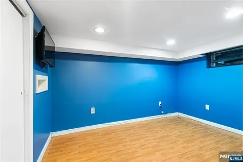 764 Goffle Road Hawthorne NJ 07506