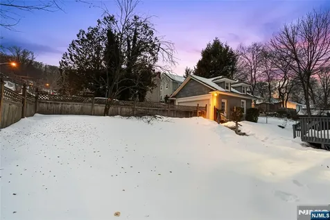 764 Goffle Road Hawthorne NJ 07506
