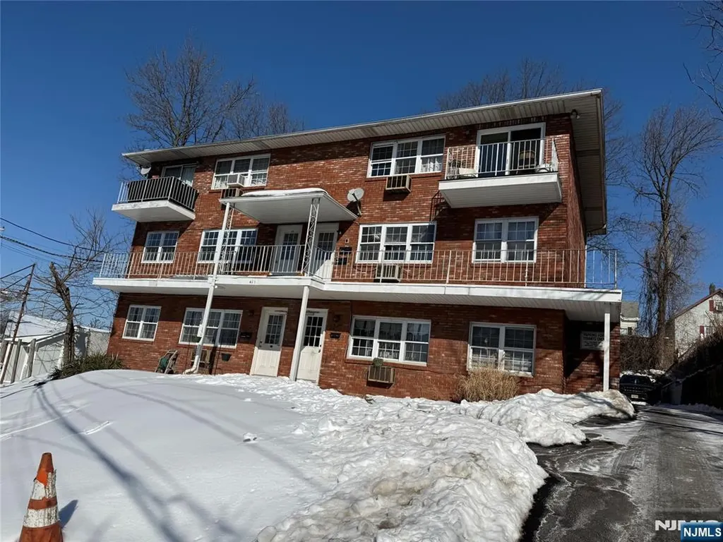 419 Paterson Avenue East Rutherford NJ 07073