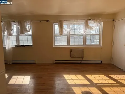 419 Paterson Avenue East Rutherford NJ 07073