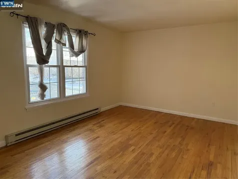 419 Paterson Avenue East Rutherford NJ 07073