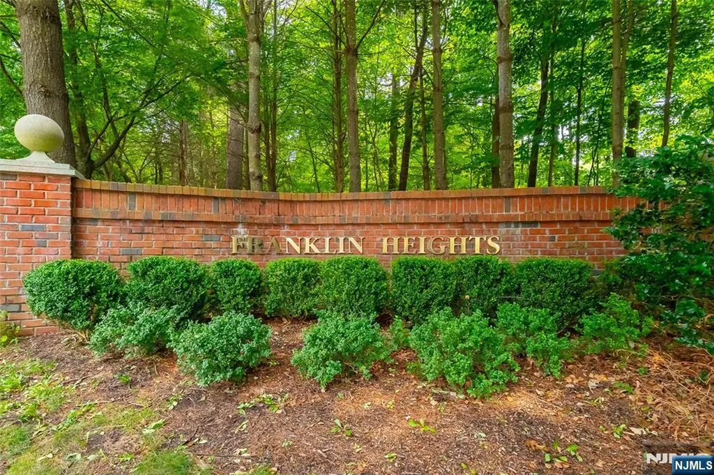 2249 Margaret Court Mahwah NJ 07430