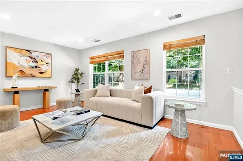 2249 Margaret Court Mahwah NJ 07430