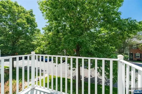 2249 Margaret Court Mahwah NJ 07430