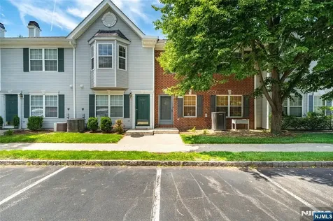 2249 Margaret Court Mahwah NJ 07430