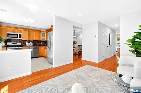 2249 Margaret Court Mahwah NJ 07430