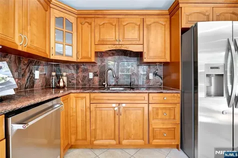 2249 Margaret Court Mahwah NJ 07430