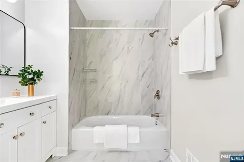 2249 Margaret Court Mahwah NJ 07430