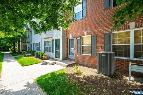 2249 Margaret Court Mahwah NJ 07430