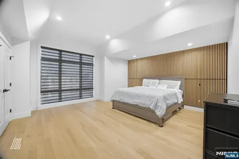 256A 7th Street Palisades Park NJ 07650