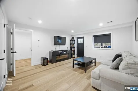256A 7th Street Palisades Park NJ 07650