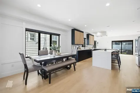 256A 7th Street Palisades Park NJ 07650