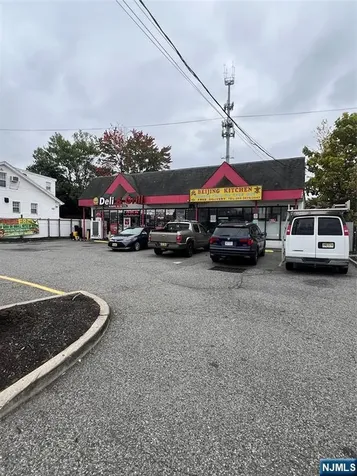 20 Columbia Avenue Bergenfield NJ 07621