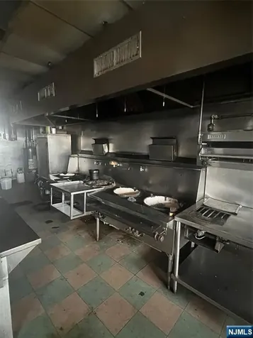20 Columbia Avenue Bergenfield NJ 07621