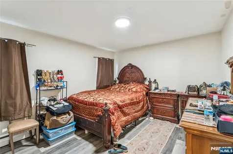 18 Gifford Court Maplewood NJ 07040
