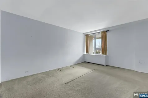 2 Horizon Road Fort Lee NJ 07024