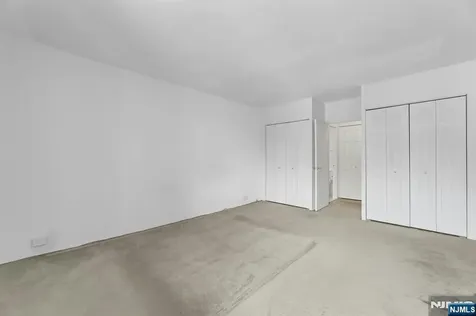 2 Horizon Road Fort Lee NJ 07024
