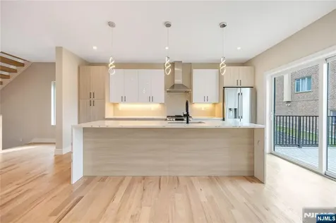 428 Lafayette Avenue Cliffside Park NJ 07010