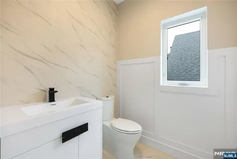 428 Lafayette Avenue Cliffside Park NJ 07010