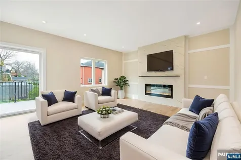 428 Lafayette Avenue Cliffside Park NJ 07010