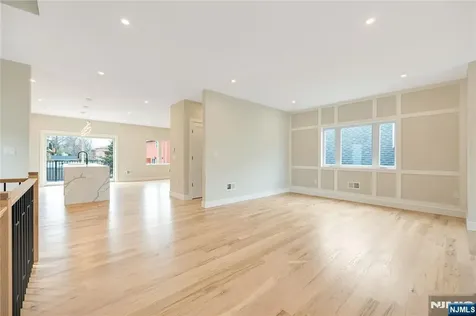 428 Lafayette Avenue Cliffside Park NJ 07010