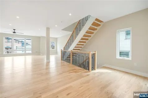 428 Lafayette Avenue Cliffside Park NJ 07010