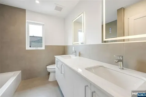 428 Lafayette Avenue Cliffside Park NJ 07010