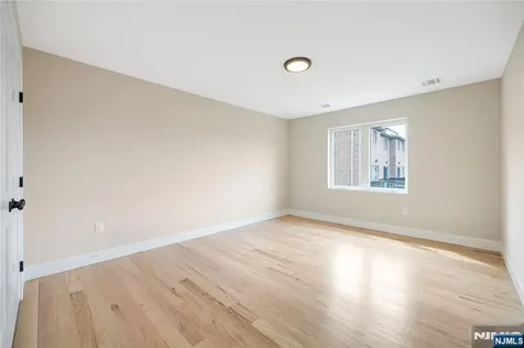 428 Lafayette Avenue Cliffside Park NJ 07010