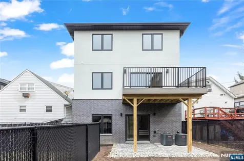 428 Lafayette Avenue Cliffside Park NJ 07010