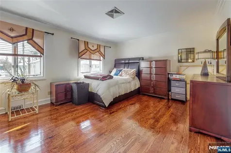 20 Albert Moonachie NJ 07074