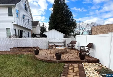 20 Albert Moonachie NJ 07074