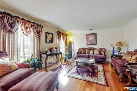 20 Albert Moonachie NJ 07074