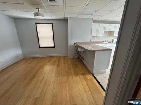 196 Rock Road Glen Rock NJ 07452