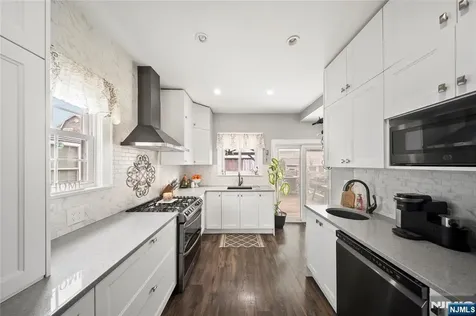 22 William Street North Arlington NJ 07031