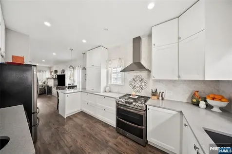22 William Street North Arlington NJ 07031