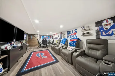 22 William Street North Arlington NJ 07031