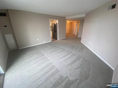 1836 Harmon Cove Tower Secaucus NJ 07094