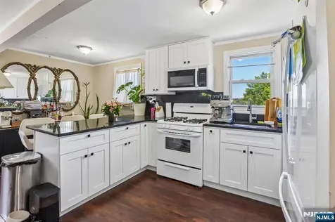 481 Macarthur Avenue Garfield NJ 07026