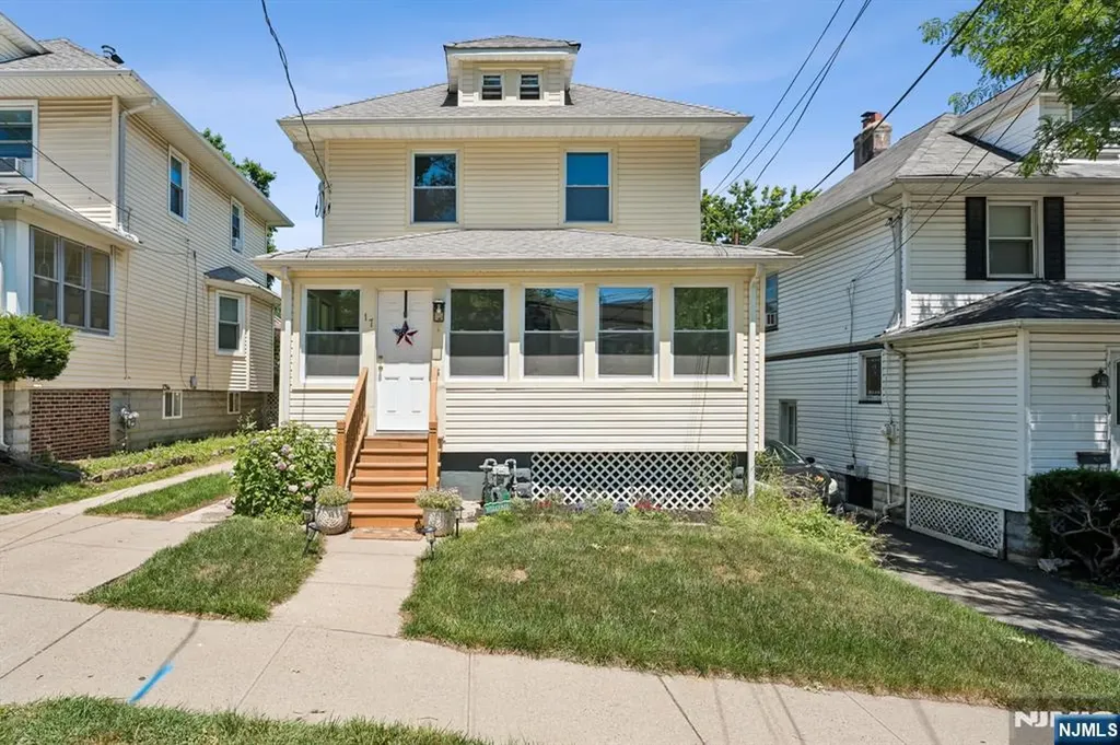 17 Wellington Avenue West Orange NJ 07052