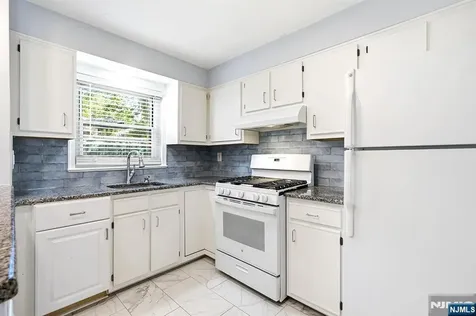 358 Esplanade Hackensack NJ 07601