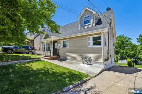 481 Macarthur Avenue Garfield NJ 07026