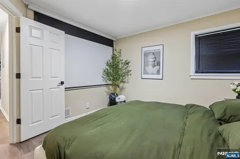 481 Macarthur Avenue Garfield NJ 07026
