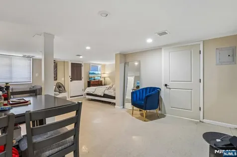 481 Macarthur Avenue Garfield NJ 07026