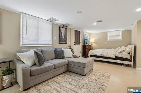 481 Macarthur Avenue Garfield NJ 07026