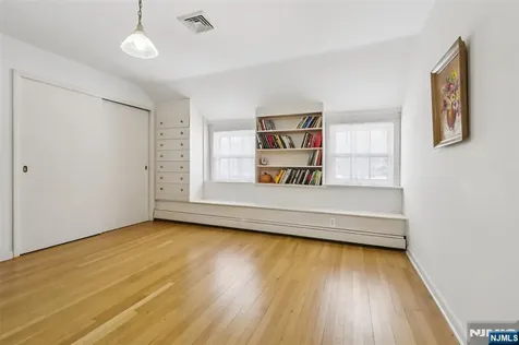 164 E Saddle River Road Saddle River NJ 07458